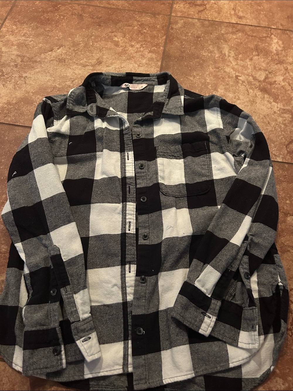 Black & Gray Plaid Flannel Shirt - Men or women